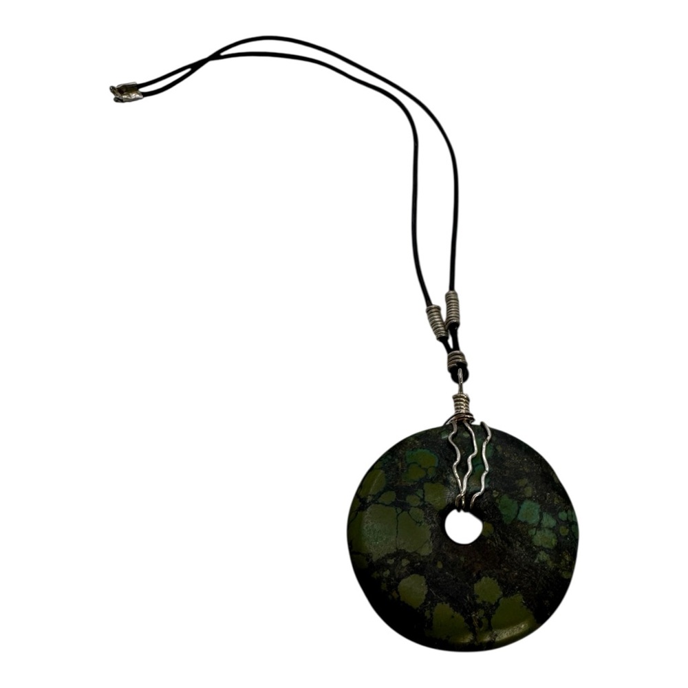 Green and Black Stone Disc Pendant Necklace – Wire Wrapped Corded Jewelry